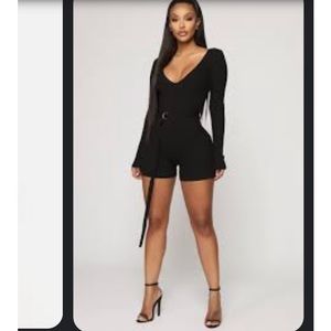 Fashion Nova romper 🖤